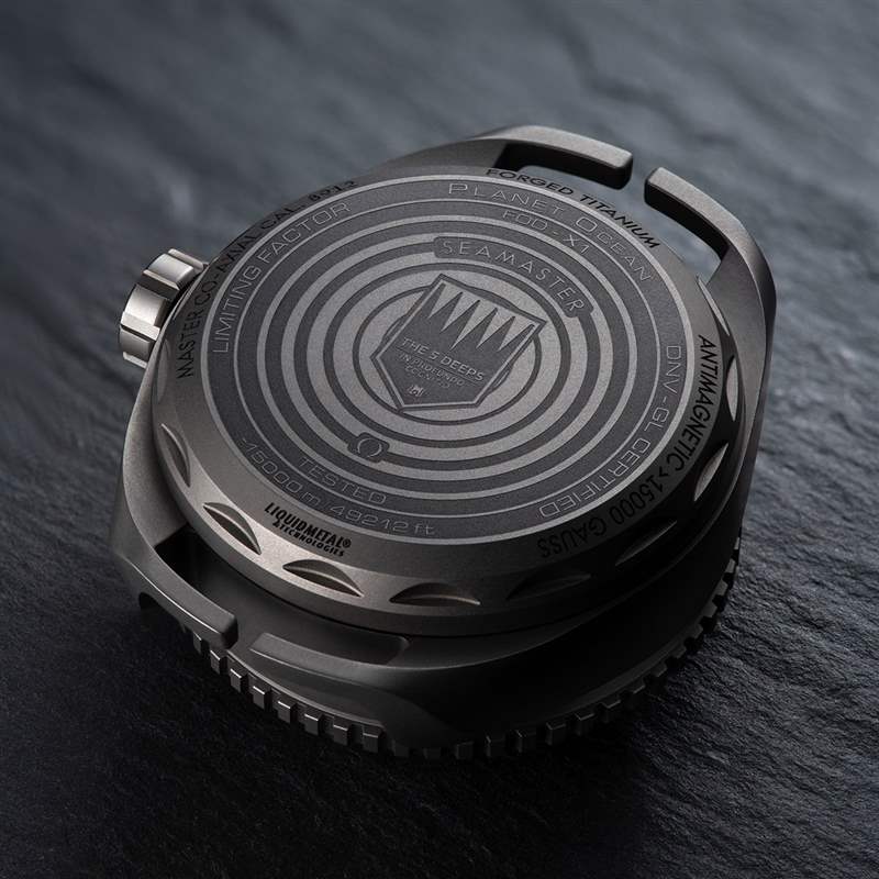 歐米茄超級(jí)宇宙海洋系列Ultra Deep Professional在 10,928 米的世界潛水紀(jì)錄中幸存下來(lái)-復(fù)刻表