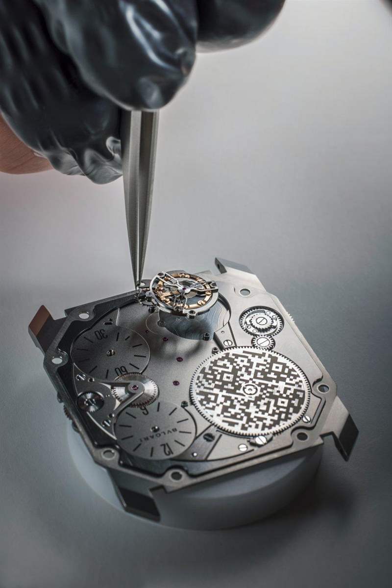 一薄鎮八方！寶格麗Octo Finissimo的超薄密碼-復刻表