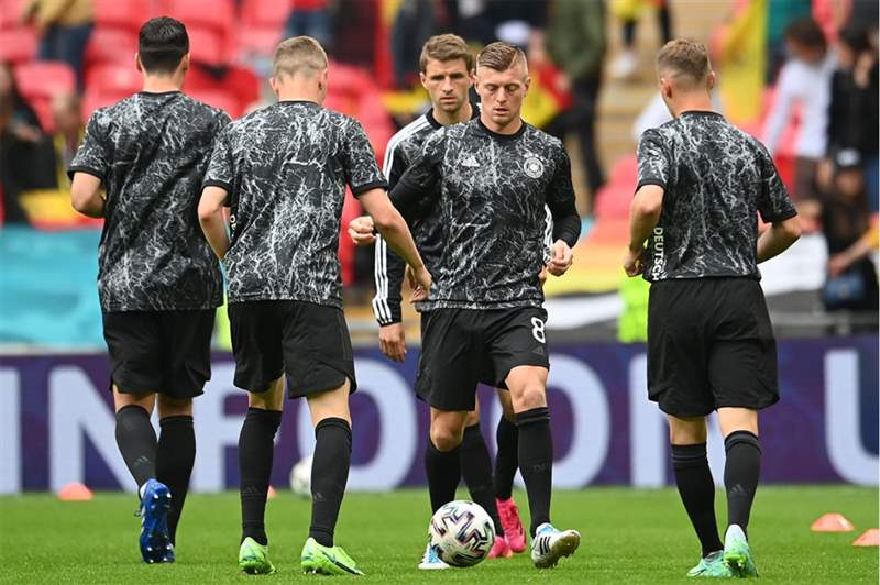 葡萄牙再奪歐國杯「冠軍」？細數歐國杯球員的名表價值-復刻表