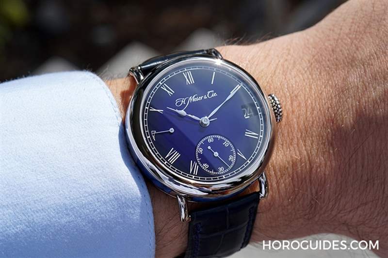 古典優(yōu)雅新亮點(diǎn)，煙熏琺瑯?biāo){面｜亨利慕時(shí)傳承者萬(wàn)年歷午夜藍(lán)琺瑯腕表-復(fù)刻表