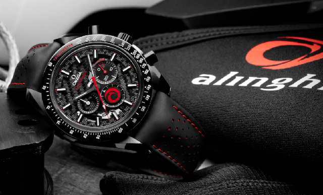 黑與紅，力與美｜歐米茄超霸系列月之暗面Alinghi腕表-復刻表