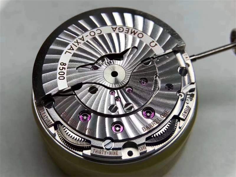 VS廠歐米茄海馬007幽靈黨復(fù)刻表評(píng)測,對(duì)比正品做工怎么樣-復(fù)刻表