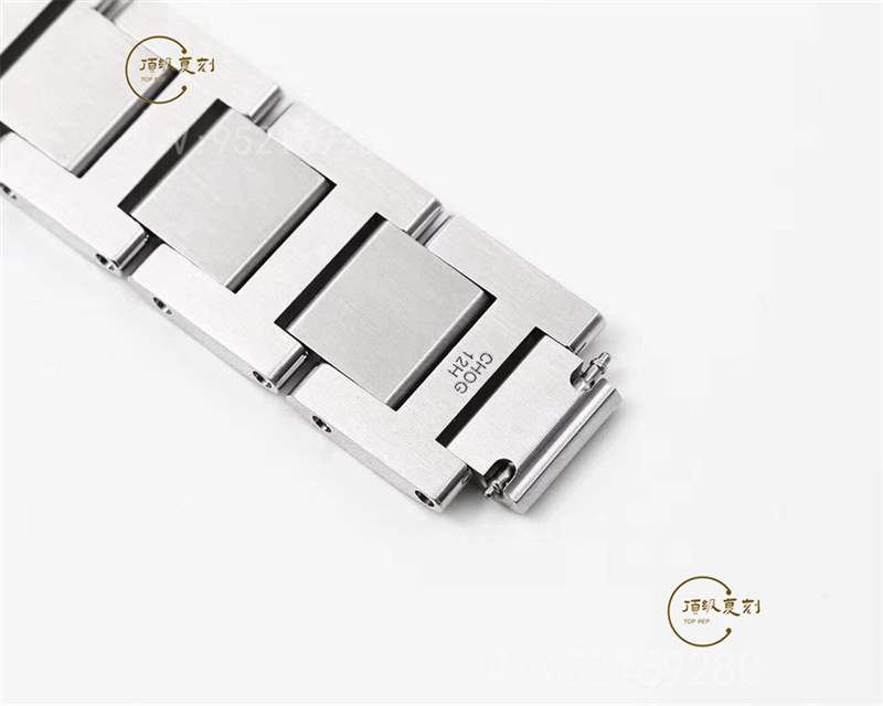 天花板級別復(fù)刻表之V6廠卡地亞藍氣球做工怎么樣-復(fù)刻表