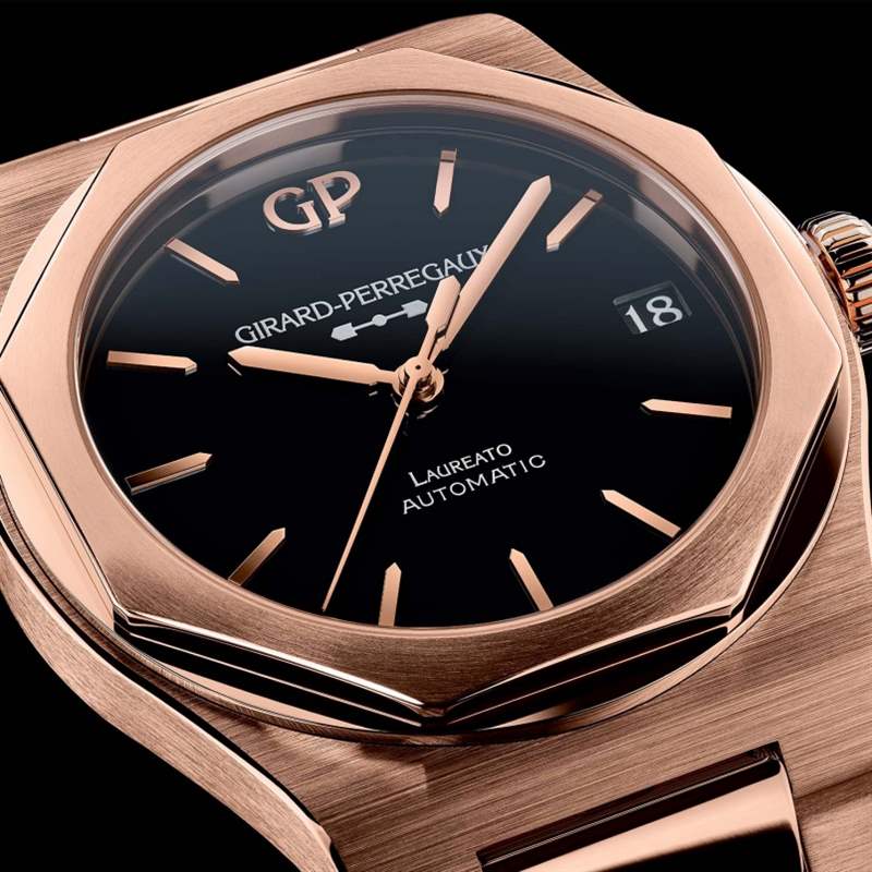 Girard-Perregaux芝柏Laureato 42mm Pink Gold & Onyx｜誘人的黑色縞瑪瑙表盤-復刻表