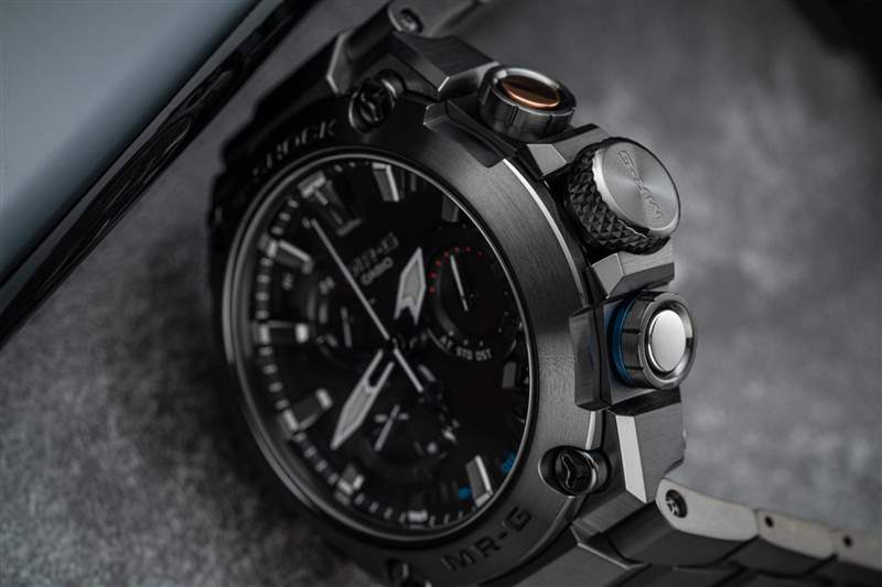 卡西歐G-SHOCK｜極致堅固典范「赤備」武士盔83年元祖經典升級致敬-復刻表