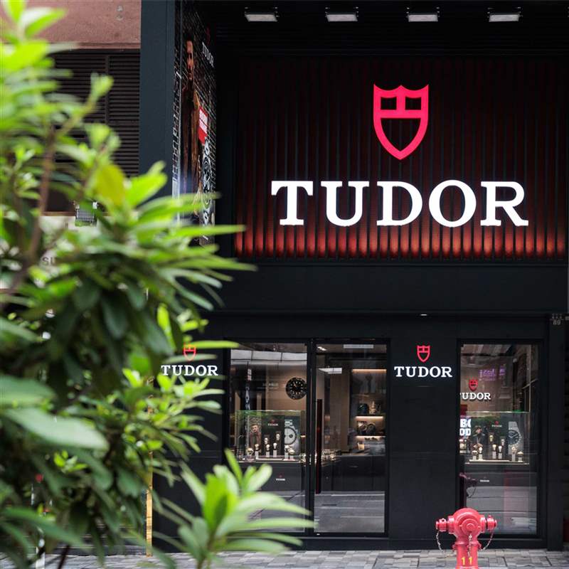 蘇麗鐘表品牌故事：最重要的是員工和待客之道｜時(shí)間可變理念不變-復(fù)刻表