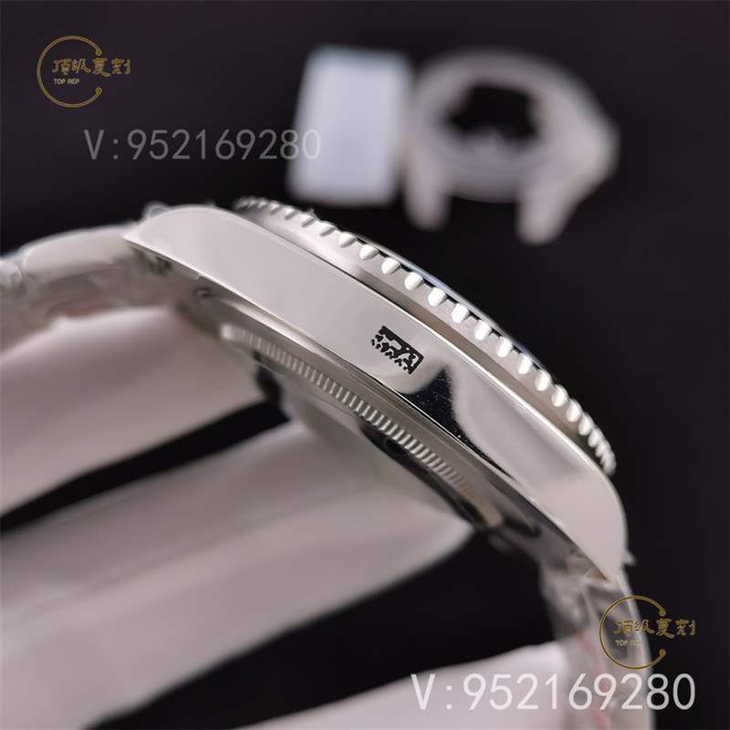 N廠勞力士格林尼治國米藍(lán)黑圈復(fù)刻表3186機芯做工評測-復(fù)刻表