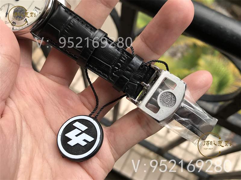 ZF廠葡七復(fù)刻表值得入手嗎-ZF廠葡七會(huì)一眼假嗎-復(fù)刻表