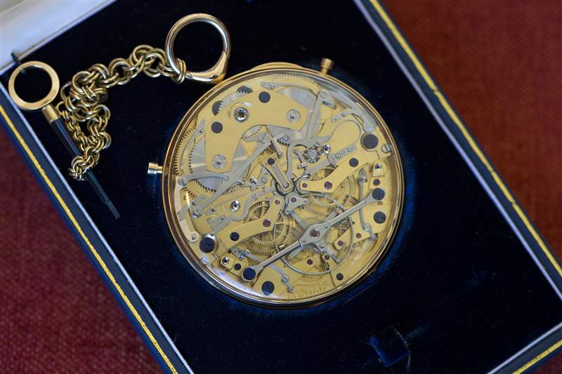 我學到了……為什么自然擒縱系統(tǒng)是傻瓜的差事-復刻表