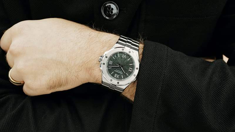 正在推出蕭邦宣布一只新的綠色高山鷹-復刻表