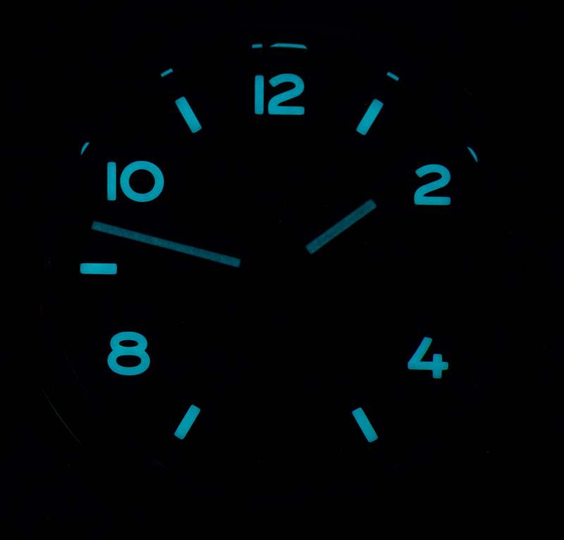 手表評(píng)論：Nomos Club Sport Neomatik 42 Date Blue-復(fù)刻表