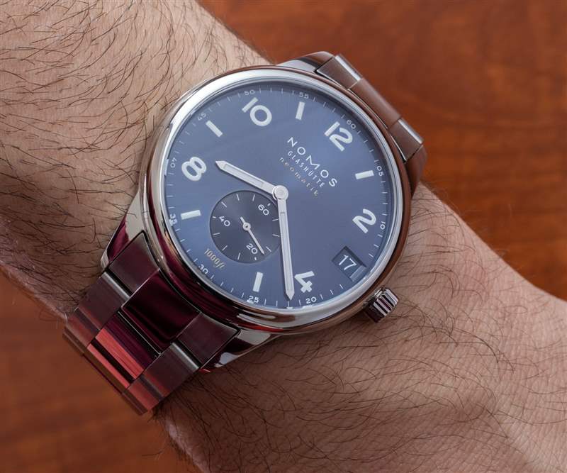 手表評(píng)論：Nomos Club Sport Neomatik 42 Date Blue-復(fù)刻表