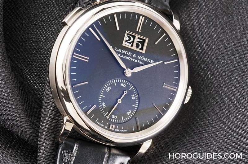 招牌大日歷正裝表黑表盤更有型朗格Saxonia Moon Phase-復刻表