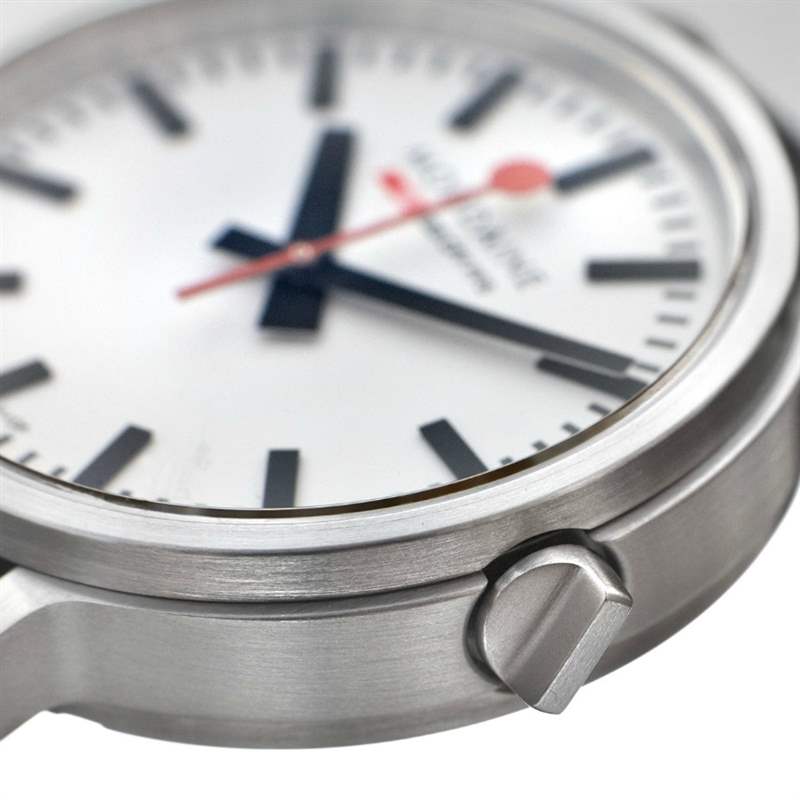 Mondaine Stop2Go瑞士鐵路手表2秒延遲-復刻表