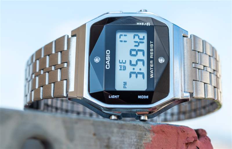 卡西歐A159WAD-1D手表評論:您應(yīng)該購買史上最便宜的鑲鉆手表嗎?-復(fù)刻表