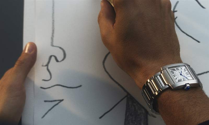 法國坦克回來了！Cartier Tank家族唯一鏈帶表款Tank Fran?aise改版回歸-復刻表