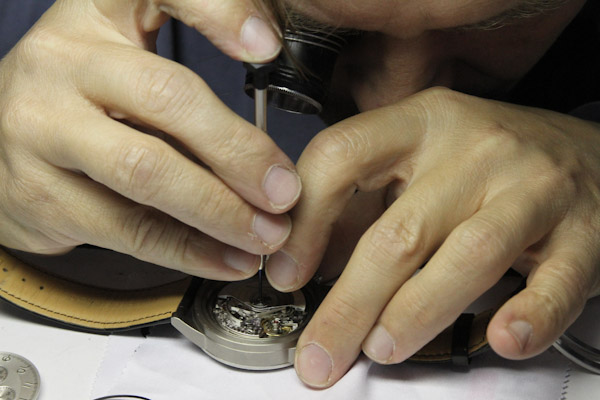 MdM images-16 丹尼爾·德雷弗斯(Daniel Dreifuss)創辦的莫里斯·德·莫里亞克(Maurice de Mauriac)鐘表公司-復刻表