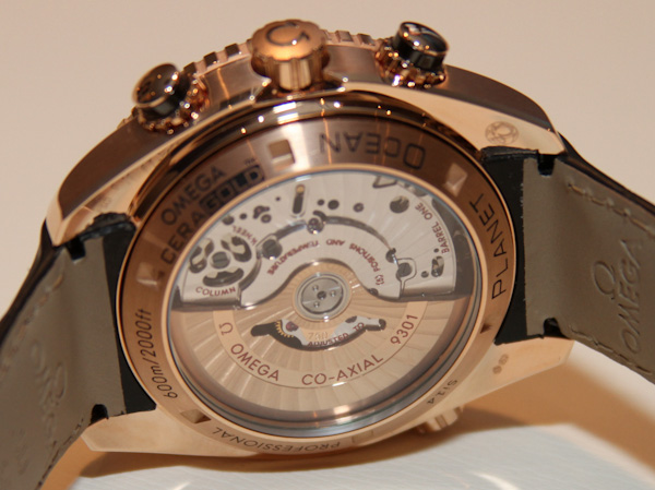 歐米茄海馬系列海洋宇宙Ceragold腕表上手體驗(yàn)-復(fù)刻表