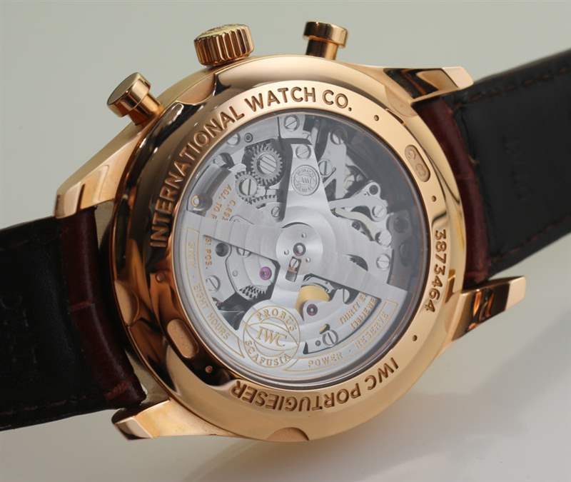 萬(wàn)國(guó)葡萄牙計(jì)時(shí)碼表經(jīng)典腕表評(píng)論-復(fù)刻表