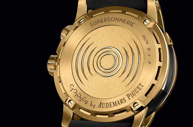 愛彼CODE 11.59大自鳴鐘樂超問表第一次啟用K金搭配陶瓷表殼-復刻表