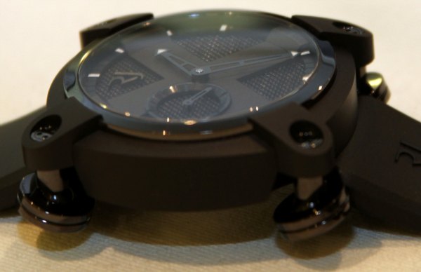 羅曼·杰羅姆月球入侵者手表-復刻表