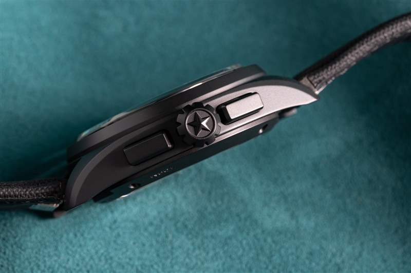 真力時(shí)推出全新Pilot系列，配備Pilot Automatic和Pilot Big Date Flyback-復(fù)刻表