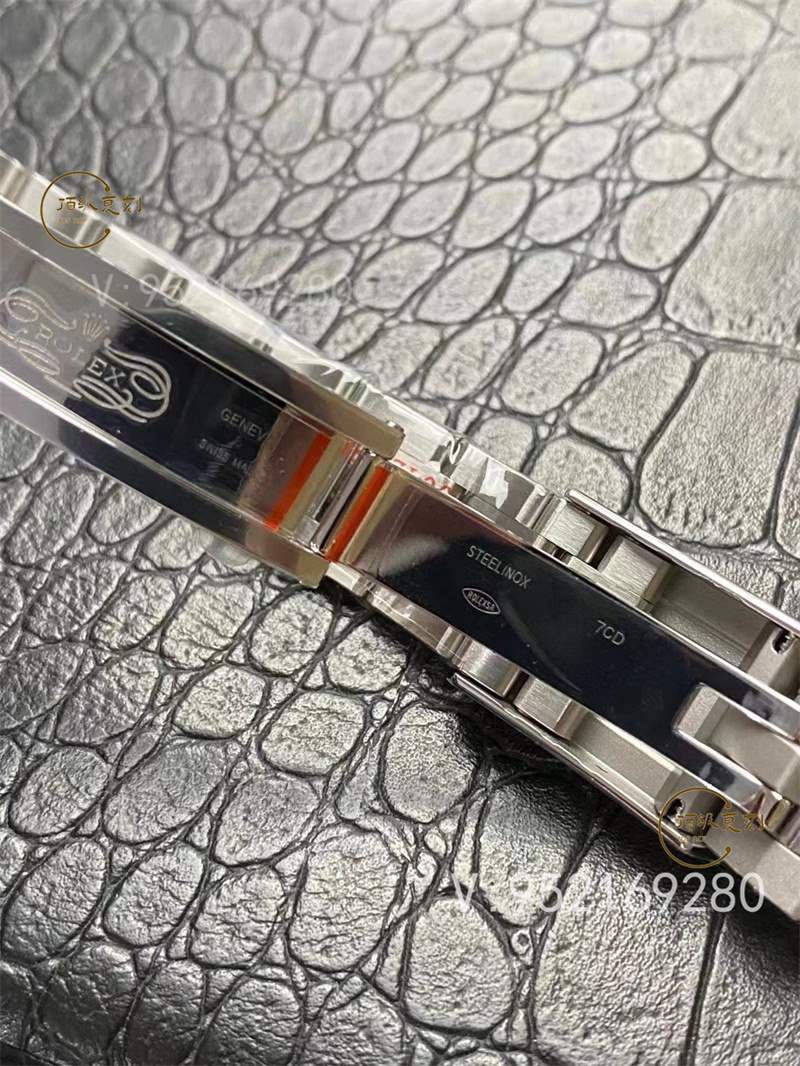 C廠Clean廠白熊貓迪細(xì)節(jié)怎么樣,C廠勞力士熊貓迪4130機芯穩(wěn)定嗎-復(fù)刻表