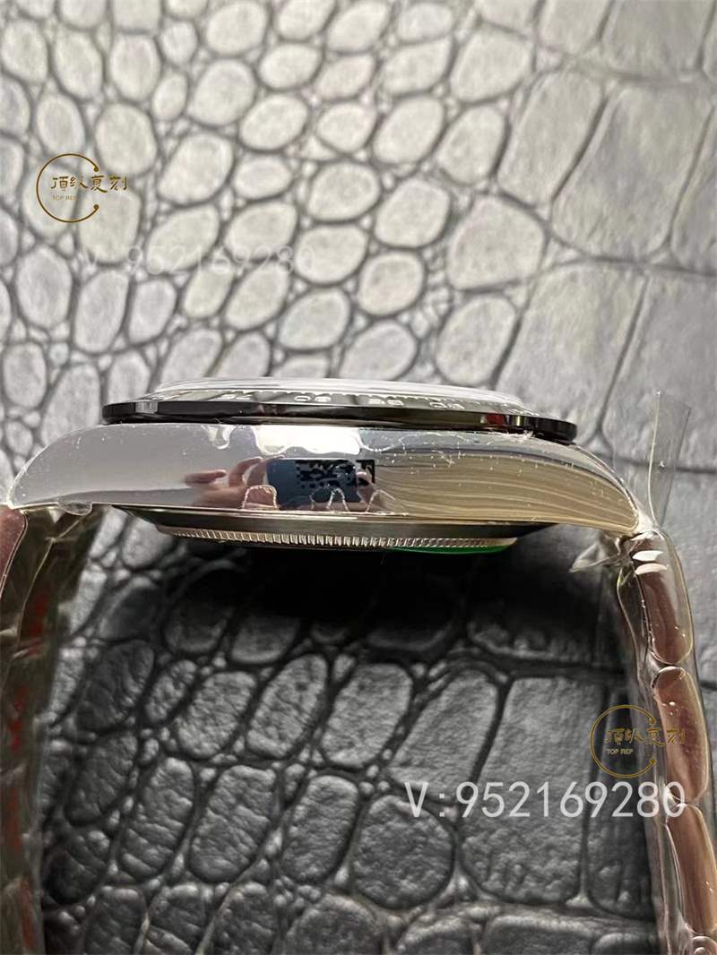 C廠Clean廠白熊貓迪細(xì)節(jié)怎么樣,C廠勞力士熊貓迪4130機芯穩(wěn)定嗎-復(fù)刻表