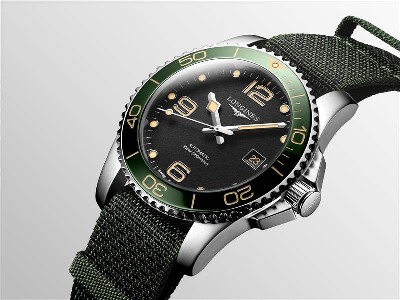 『新表』浪琴推出HydroConquest 41mm潛水腕表新作：綠色表圈+黑色表盤-復刻表