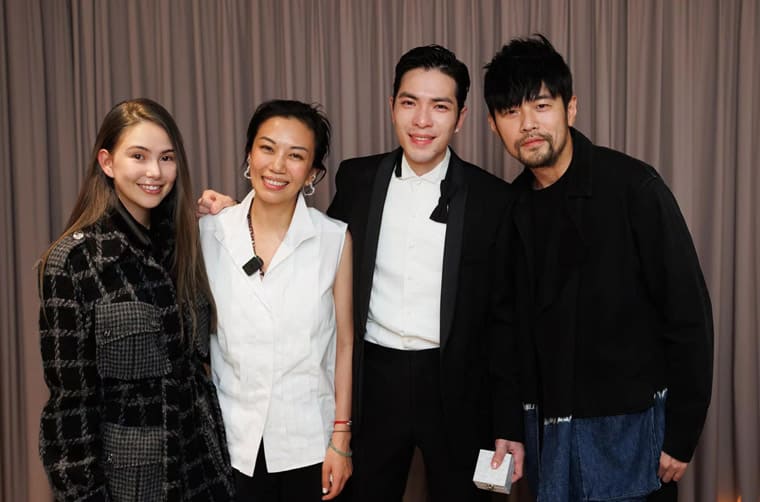 蕭敬騰向經紀人Summer求婚成功PP夯表、破億鉆戒真情露出-復刻表