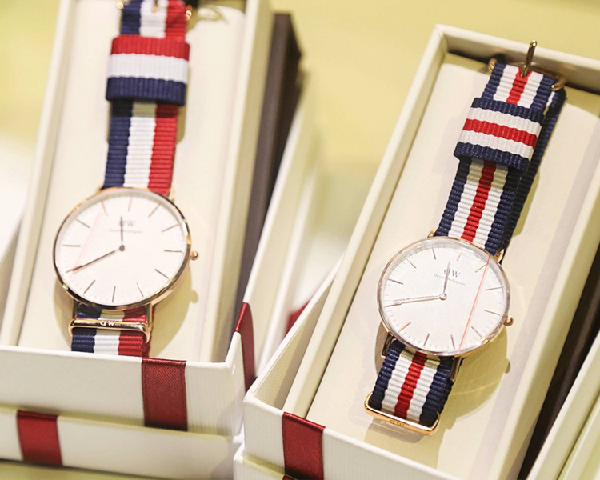 DW和天梭哪個(gè)好 DW和天梭哪個(gè)好(DW和天梭哪個(gè)檔次高)-復(fù)刻表