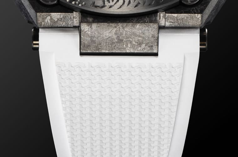 G-SHOCK旗艦系列MR-G新作「沖擊丸」再度以武士頭盔為靈感展現(xiàn)勇猛氣勢(shì)-復(fù)刻表