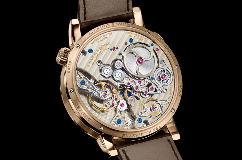 朗格Zeitwerk十進(jìn)制三問表改采品牌獨(dú)家蜂蜜金材質(zhì)亮相-復(fù)刻表