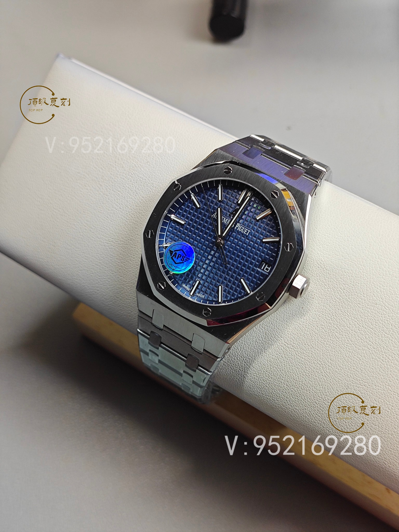 深入解析APS愛彼復(fù)刻表15500藍(lán)面版：4302一體機芯與原裝同步功能-復(fù)刻表