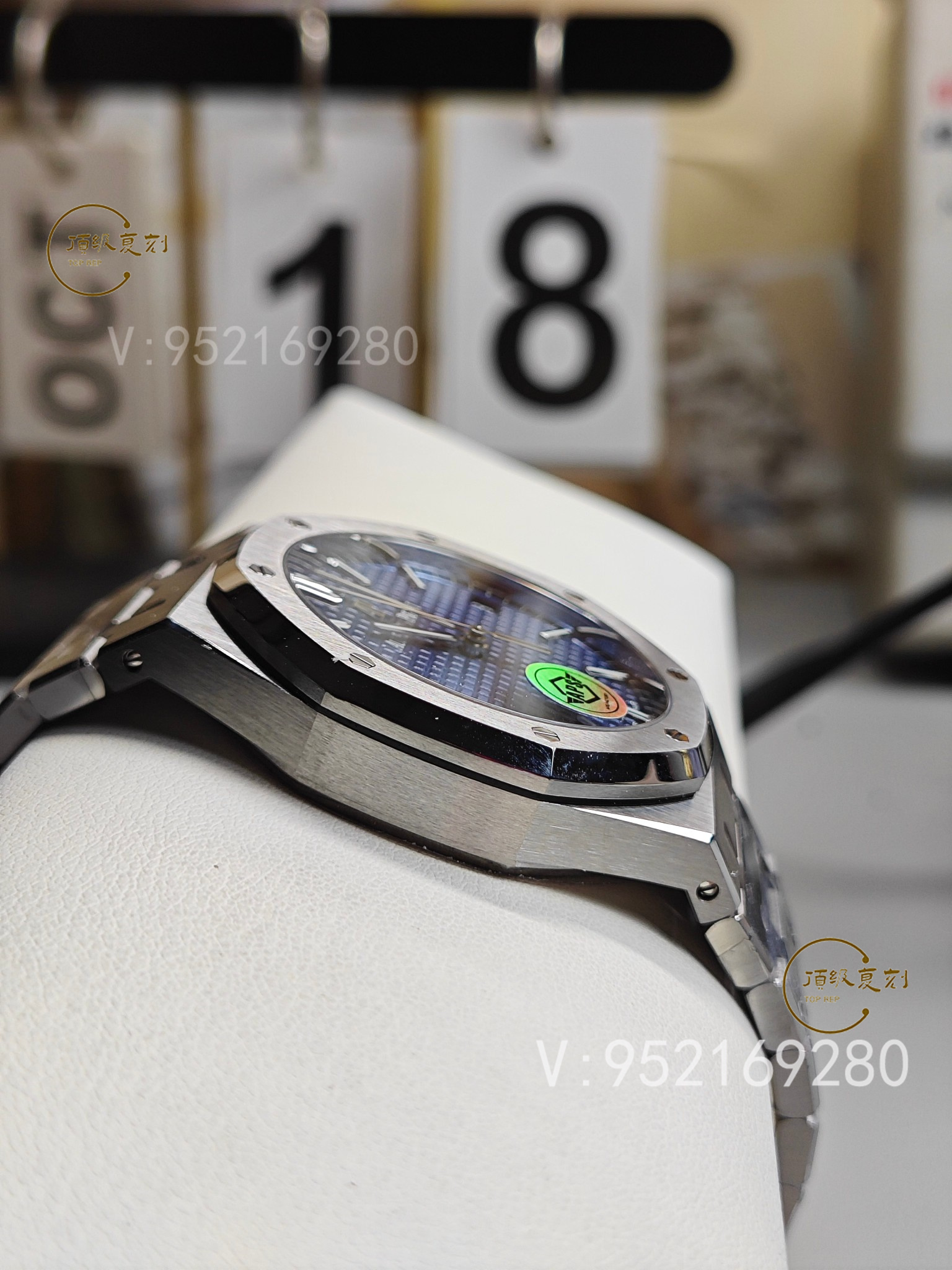 深入解析APS愛彼復(fù)刻表15500藍(lán)面版：4302一體機芯與原裝同步功能-復(fù)刻表